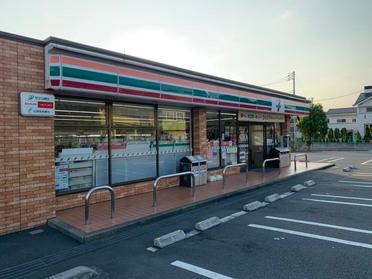 都営新宿線「篠崎」駅、徒歩7分です!