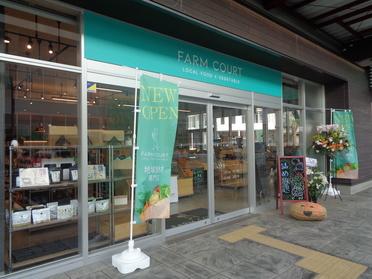 明るい雰囲気の素敵な店内です