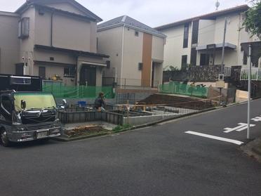 現地は建築中です。 現地は建築中です。