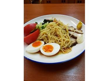 さっぱり味とチャーシューの濃厚さが見事にミックス!