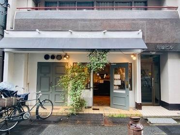 前を通るとパンの香りで思わず足を運んでしまいます♪ 前を通るとパンの香りで思わず足を運んでしまいます♪