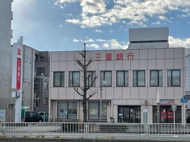 正面です。