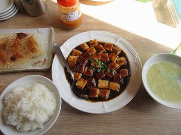 麻婆豆腐の定食セット