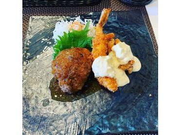 おしゃれな器に盛り付けされてます!