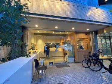 お洒落で目を引く外観です♪