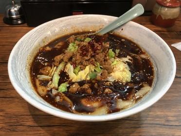 麻辣刀削麺