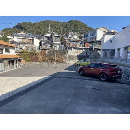 長崎市辻町アパート 外観写真2 駐車場