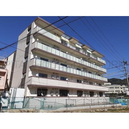 （新築）デスパシオ 外観写真1 外観