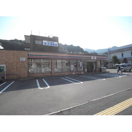長崎市梁川町アパート 周辺環境写真1 セブンイレブン長崎淵町店：470m