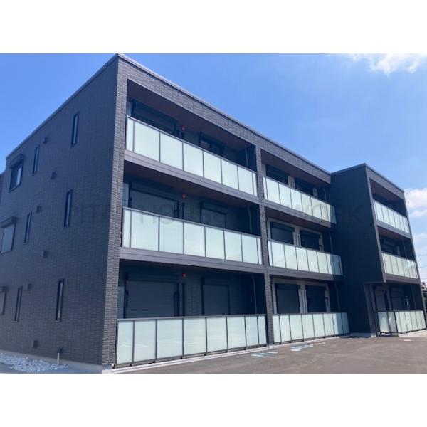 巌根駅より徒歩35分 新築 3階建の賃貸物件