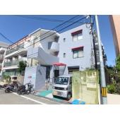 落ち着いた雰囲気の外観です