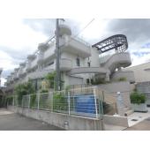 落ち着いた雰囲気の外観です