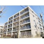 駅から徒歩4分