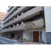 外観タイル張りです