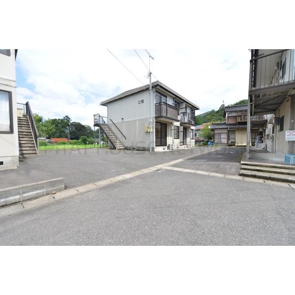  築30年5ヶ月 2階建の賃貸物件