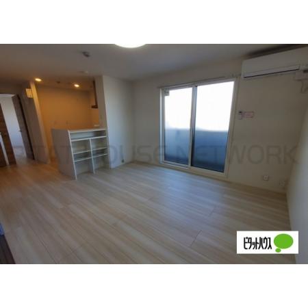 明石市林崎町アパート 部屋写真5 リビング