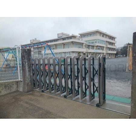 シティーハイツ小八木　Ｂ 周辺環境写真1 市立中川小学校：260m