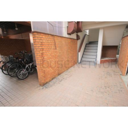 豊中市寺内マンション 外観写真2 ロビー