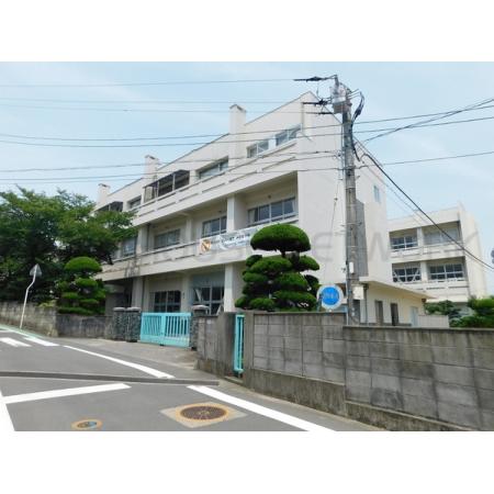 SKマンション 周辺環境写真4 四国中央市立中曽根小学校：968m