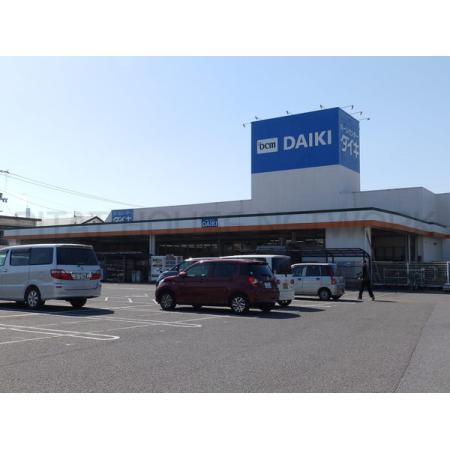 DCMダイキ川之江店：215m