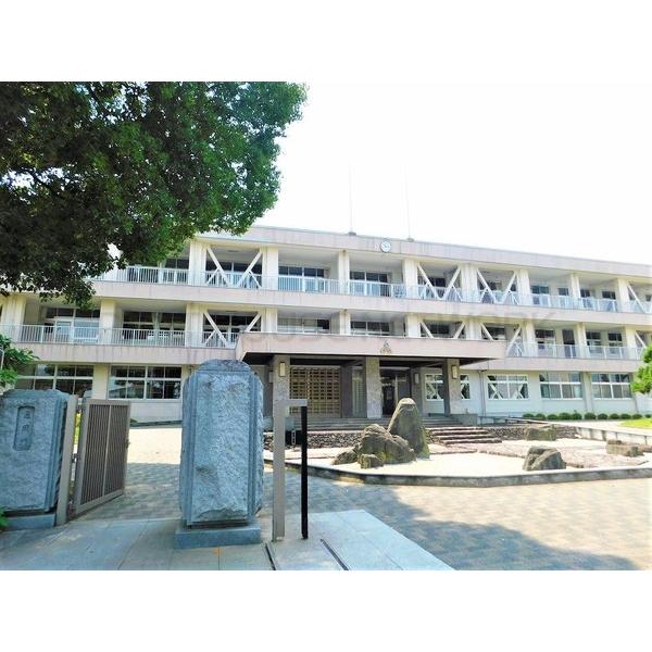 ユーミーきいちご 愛媛県四国中央市中曽根町 1dk 1階 伊予三島駅の賃貸情報 Lv ピタットハウス