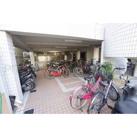ギャレ豊津 外観写真3 共有部分
