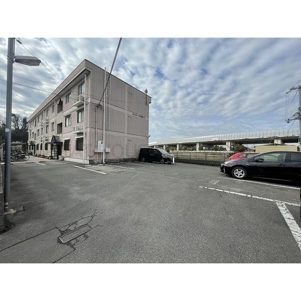 シャトーペガサス 京都府久世郡久御山町佐山 賃貸マンションのことならピタットハウス シャトーペガサス 京都府久世郡久御山町佐山 賃貸マンションのことならピタットハウス