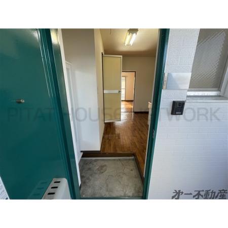 フォルクローレ・ペルシュ 部屋写真13 玄関