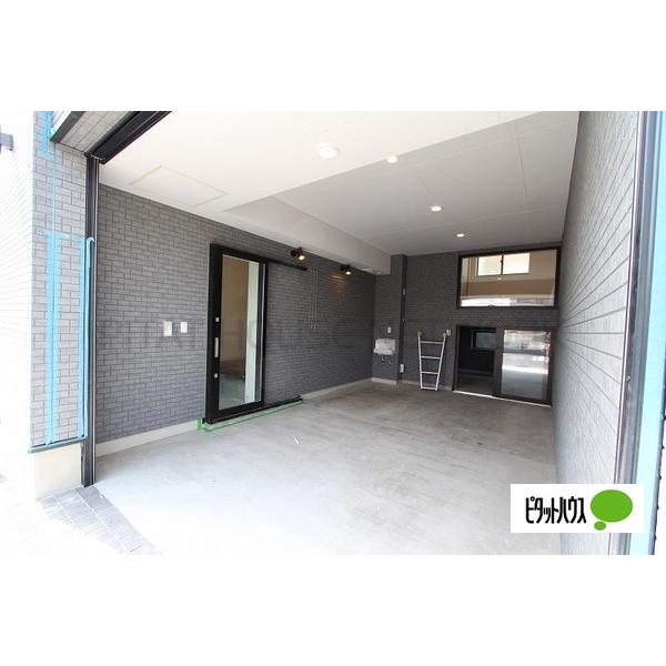 アーブルフレールa棟 ガレージハウス 愛知県名古屋市中川区中野本町 賃貸アパートのことならピタットハウス アーブルフレールa棟 ガレージハウス 愛知県名古屋市中川区中野本町 賃貸アパートのことならピタットハウス