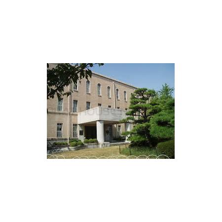 神戸大学附属図書館保健科学図書室：969m