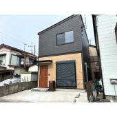落ち着いた雰囲気の外観です