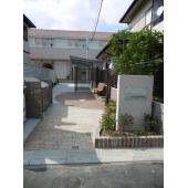 落ち着いた雰囲気の外観です