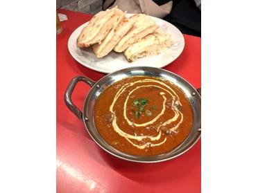 マトンカレーとココナッツナンです！